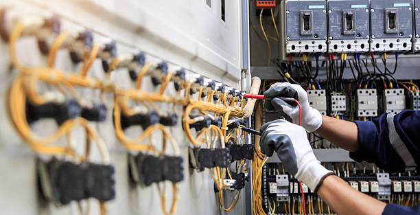 Professional Electrician technician working in Toast, NC